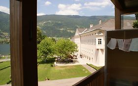 Frühstückspension Schlosswirt
